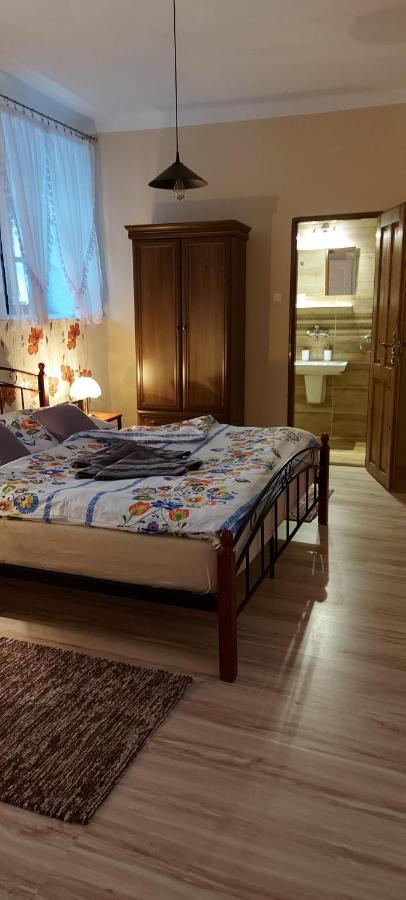 Penzion Tomino Banská Štiavnica 外观 照片