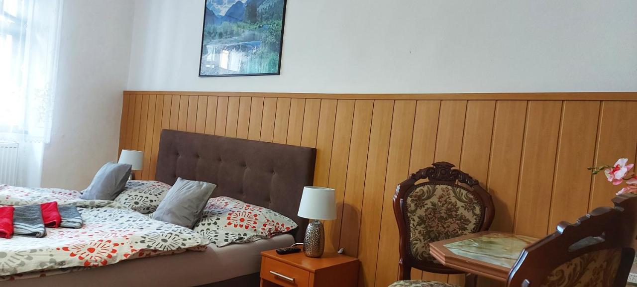 Penzion Tomino Banská Štiavnica 外观 照片
