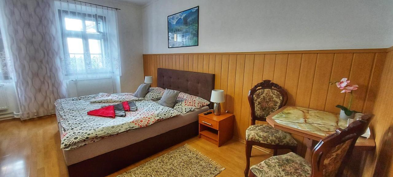 Penzion Tomino Banská Štiavnica 外观 照片
