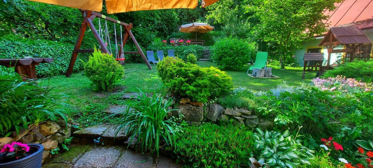 Penzion Tomino Banská Štiavnica 外观 照片