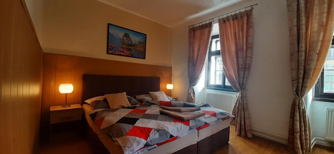 Penzion Tomino Banská Štiavnica 外观 照片
